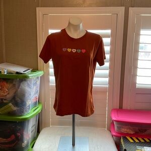 Women's Short Sleeve Tee with Heart Design - Brown